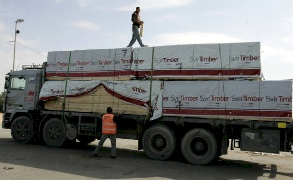 Supporting the Direct Transfer of Goods through King Hussein Bridge (KHB)